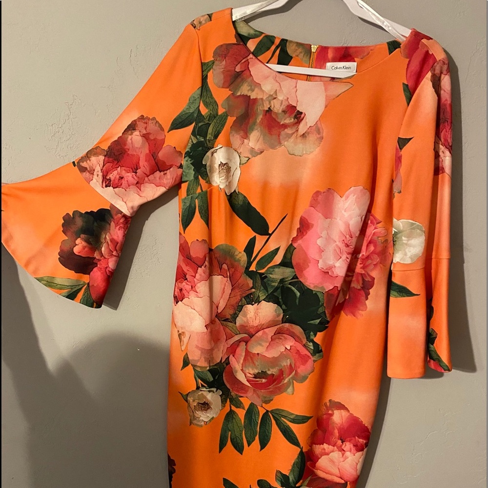 - Calvin Klein Tropical Print Dress